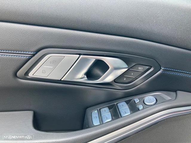 BMW M340 d xDrive Pack 50 anos M Auto - 41