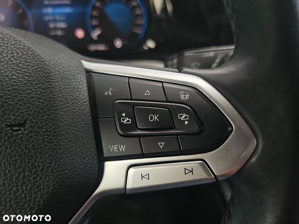 Volkswagen Golf - 20