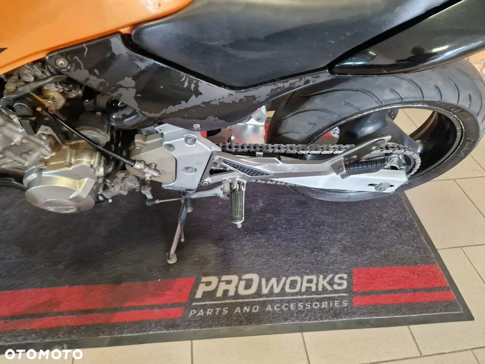 Honda Hornet - 13