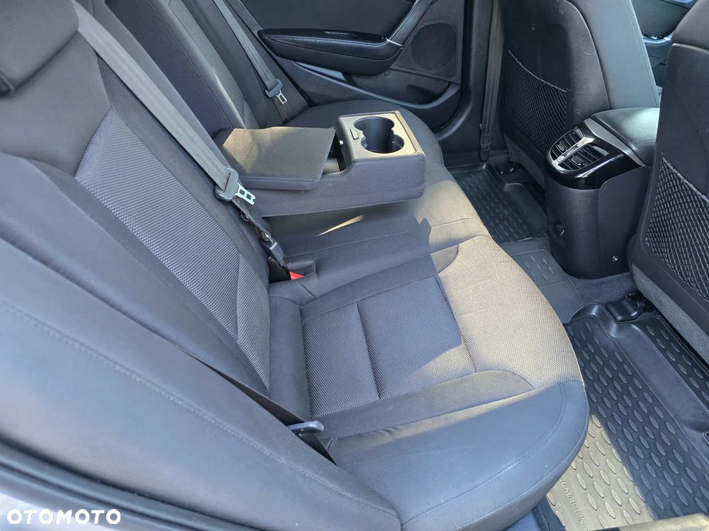 Hyundai i40 Kombi 1.7 CRDi Style - 23