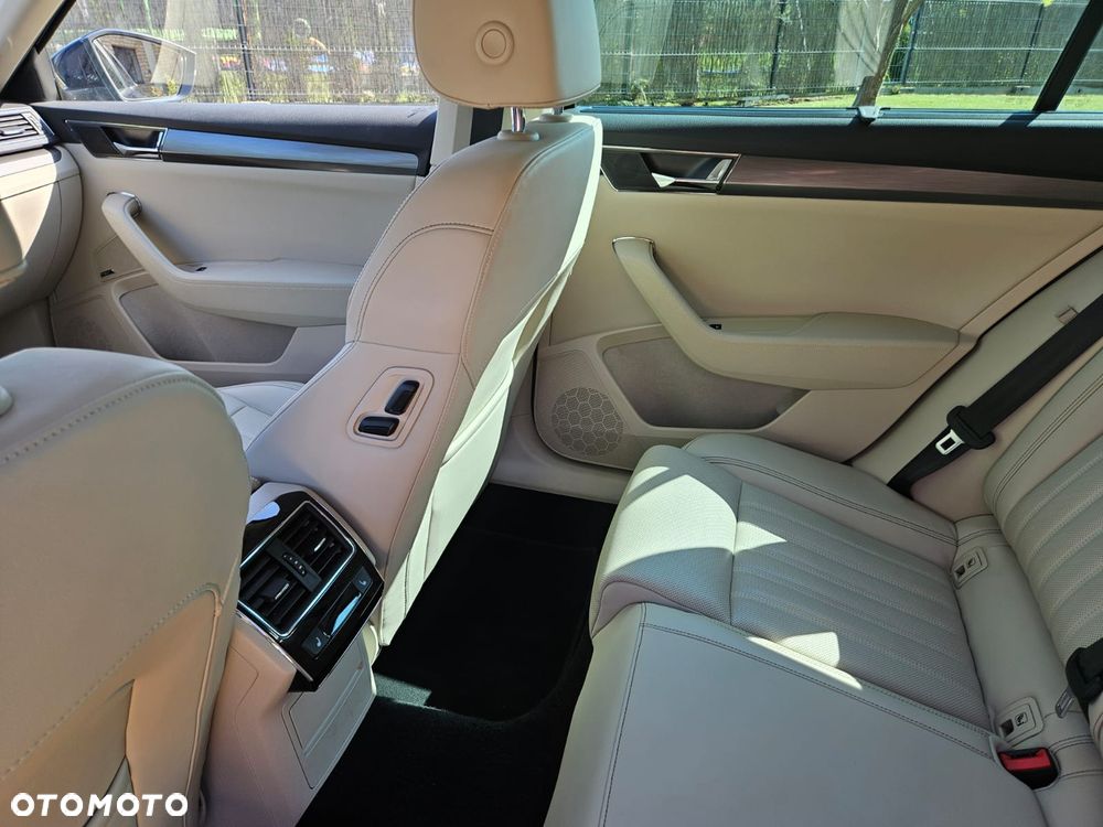 Skoda Superb 1.4 TSI DSG L&K - 8