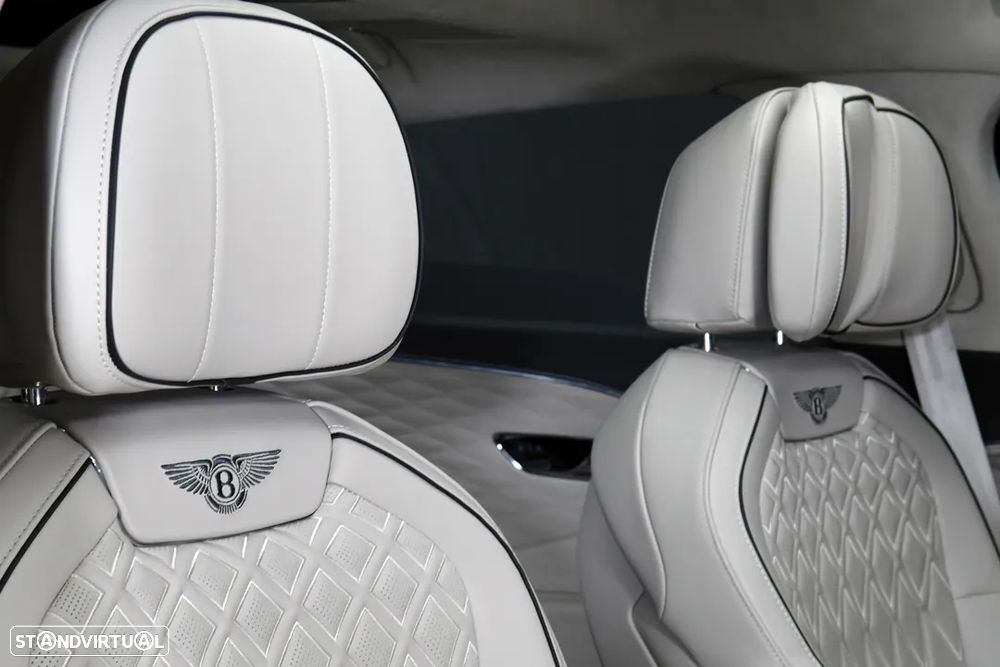 Bentley Flying Spur V8 Azure - 20