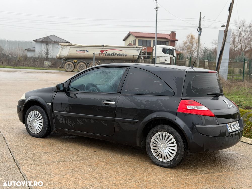 Renault Megane - 5
