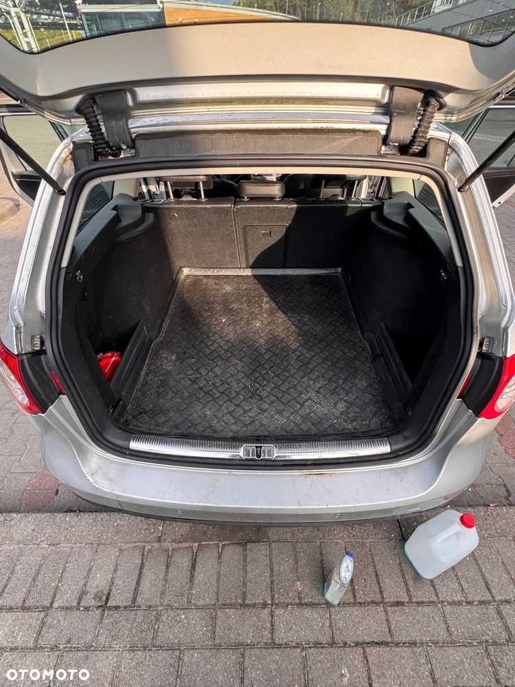Volkswagen Passat 2.0 TDI DPF Highline DSG - 5