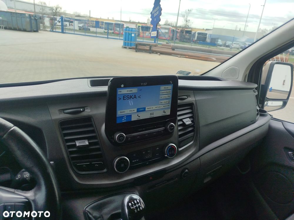 Ford Transit Custom 9 osobowy - 16