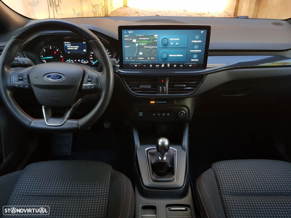 Ford Focus SW 1.5 TDCi EcoBlue ST-Line X - 16
