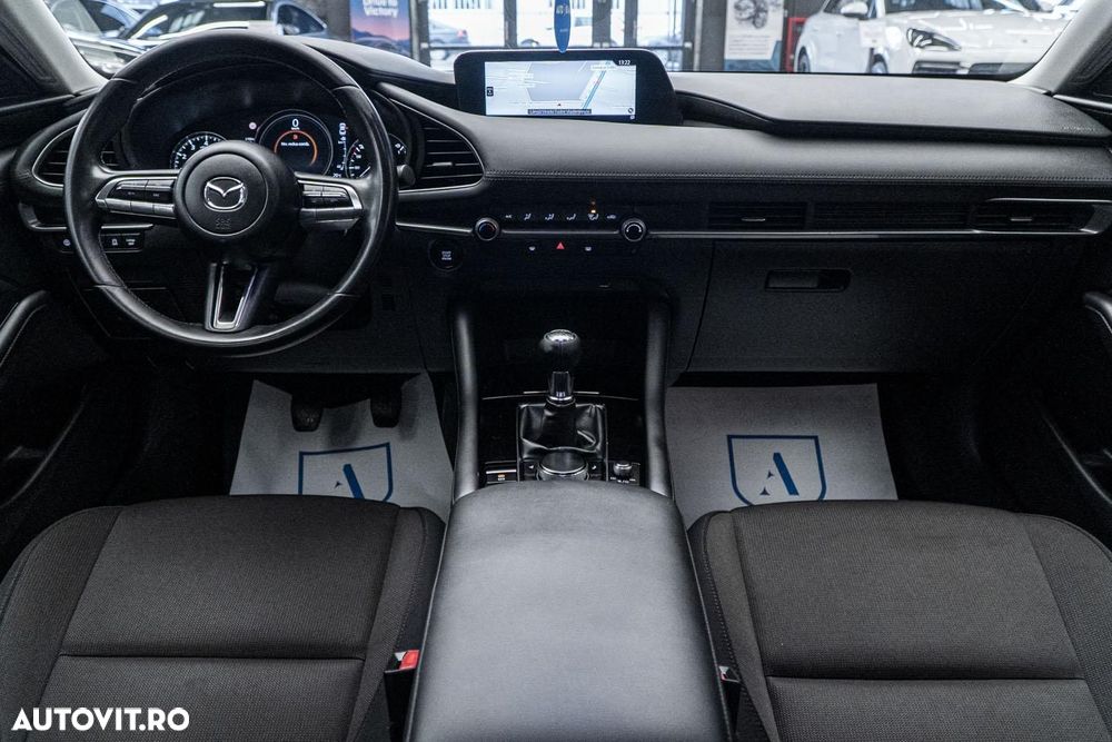 Mazda 3 FASTBACK e-SKYACTIV-G 122 M HYBRID EXCLUSIVE-LINE - 27