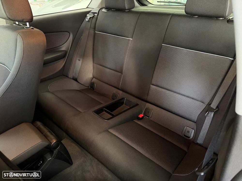 BMW 123 d DPF Edition Sport - 13