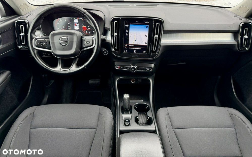 Volvo XC 40 T5 Twin Engine DKG Momentum Pro - 11