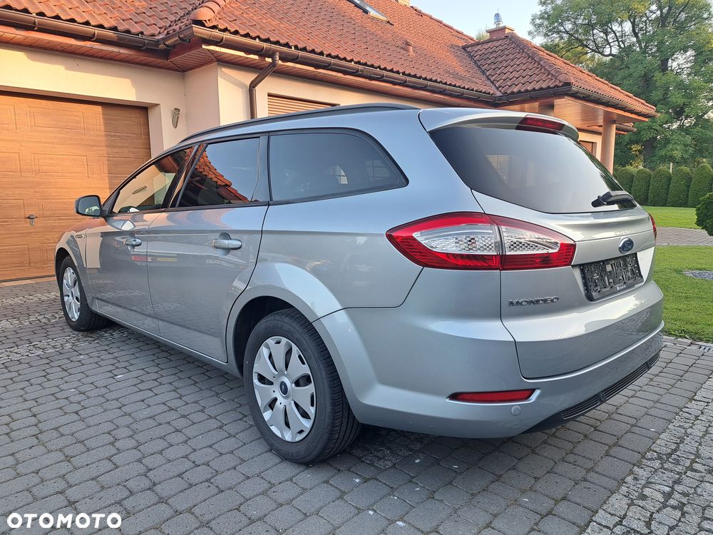 Ford Mondeo 2.0 TDCi Champions Edition - 14