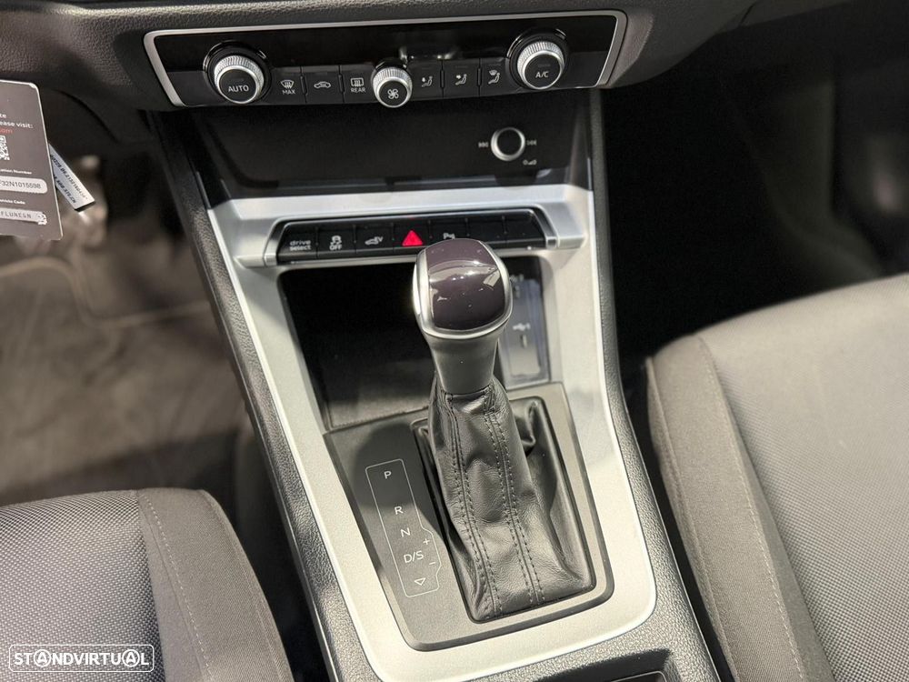 Audi Q3 45 TFSIe S tronic - 10