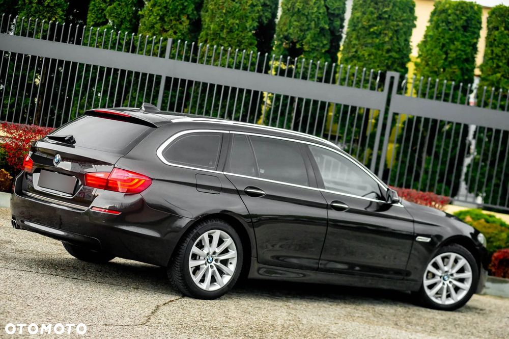BMW Seria 5 530d Sport-Aut Luxury Line - 4