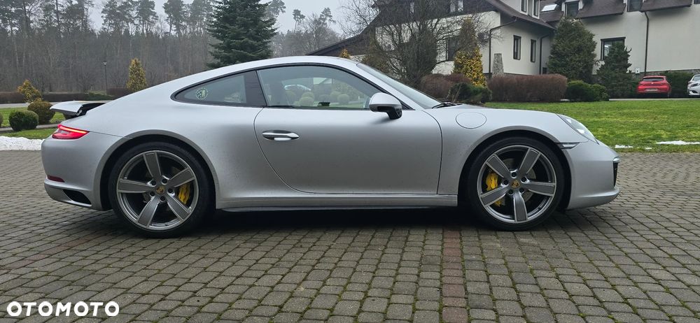 Porsche 911 Carrera 4S PDK - 12