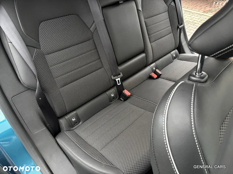 Renault Arkana 1.6 E-TECH Techno MMT - 27