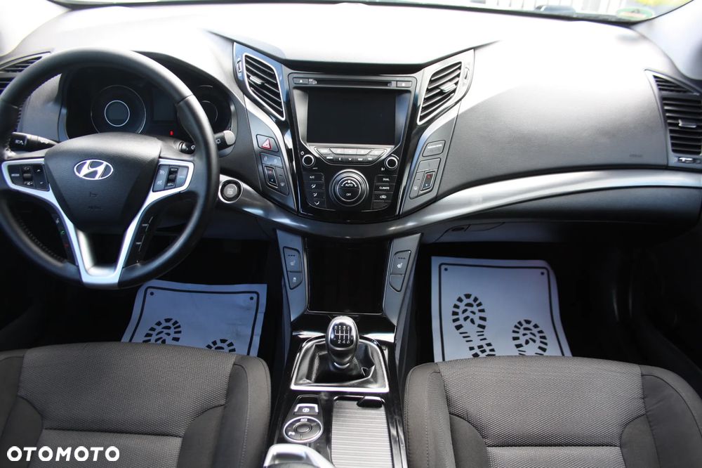 Hyundai i40 1.6 GDI Comfort + - 7