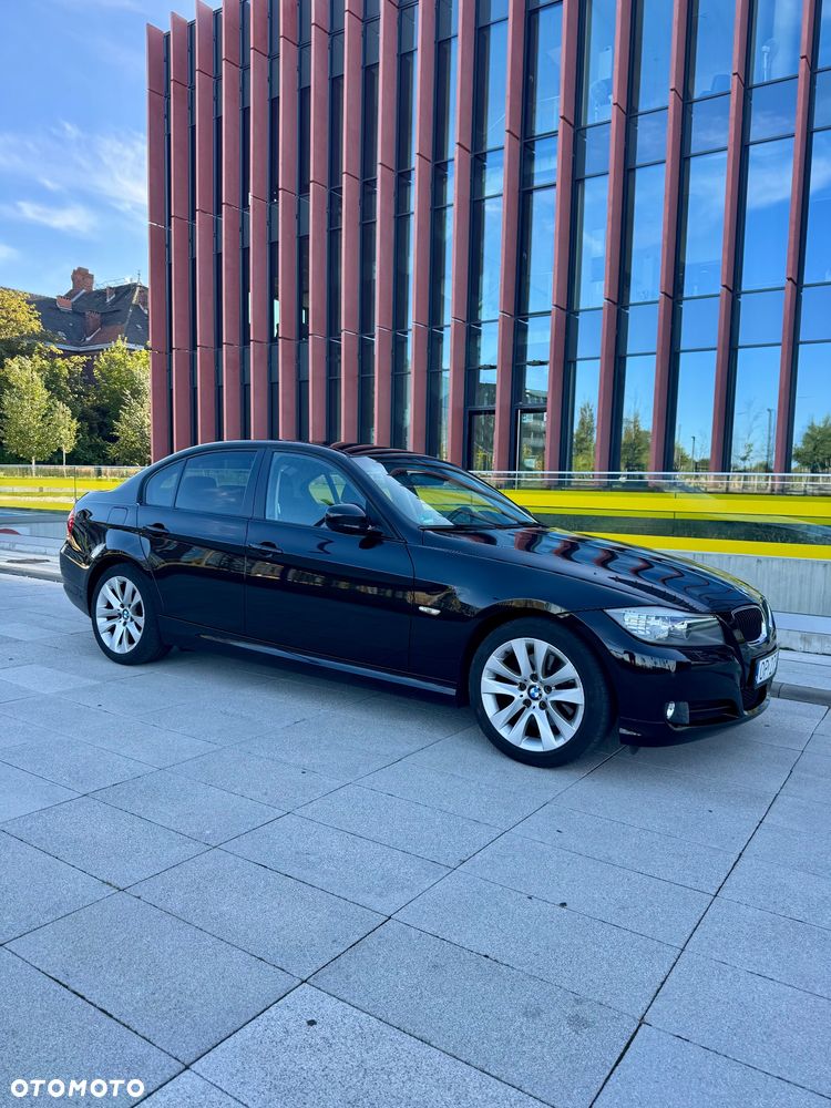 BMW Seria 3 - 16