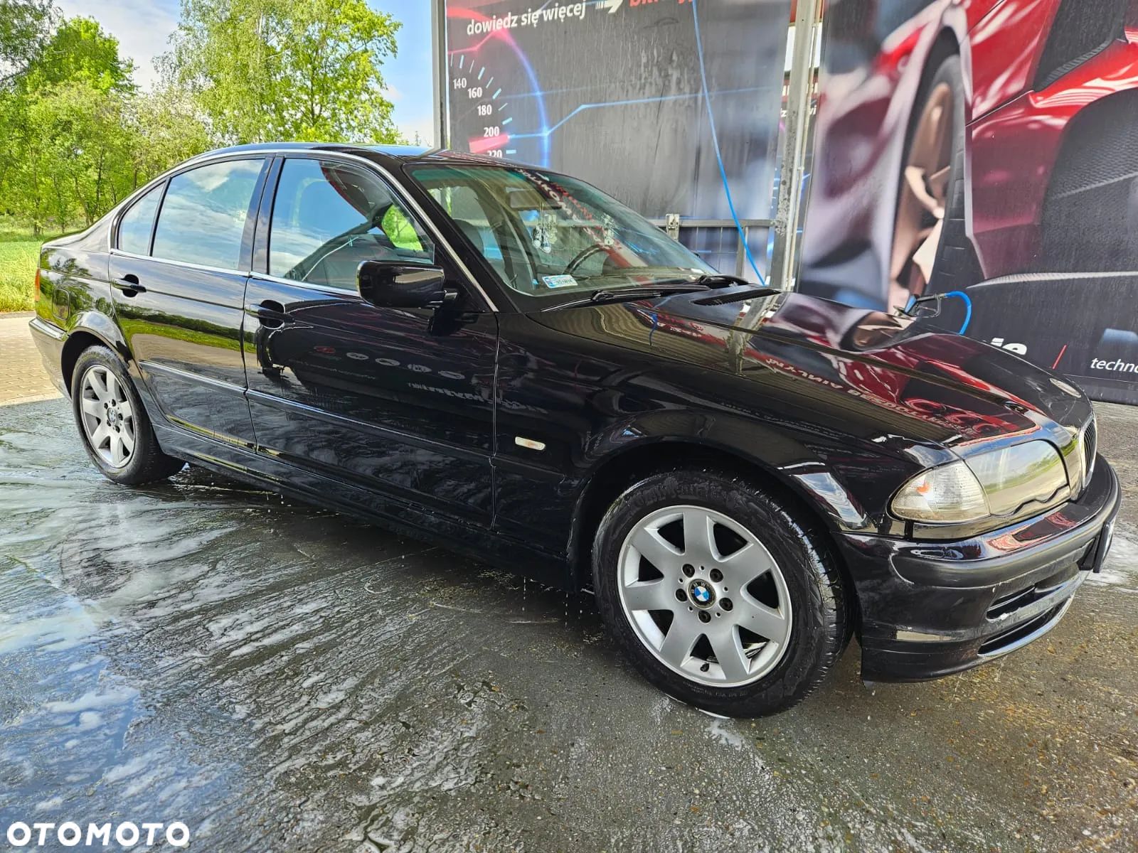 BMW Seria 3 318i - 1