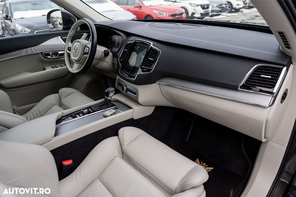 Volvo XC 90 D5 AWD Geartronic Inscription - 17