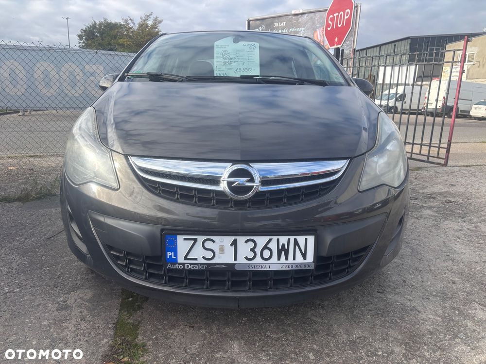 Opel Corsa 2013 photo 2