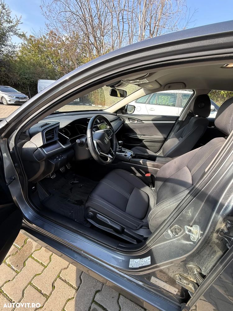 Honda Civic 1.5 VTEC Turbo Elegance Navi - 11