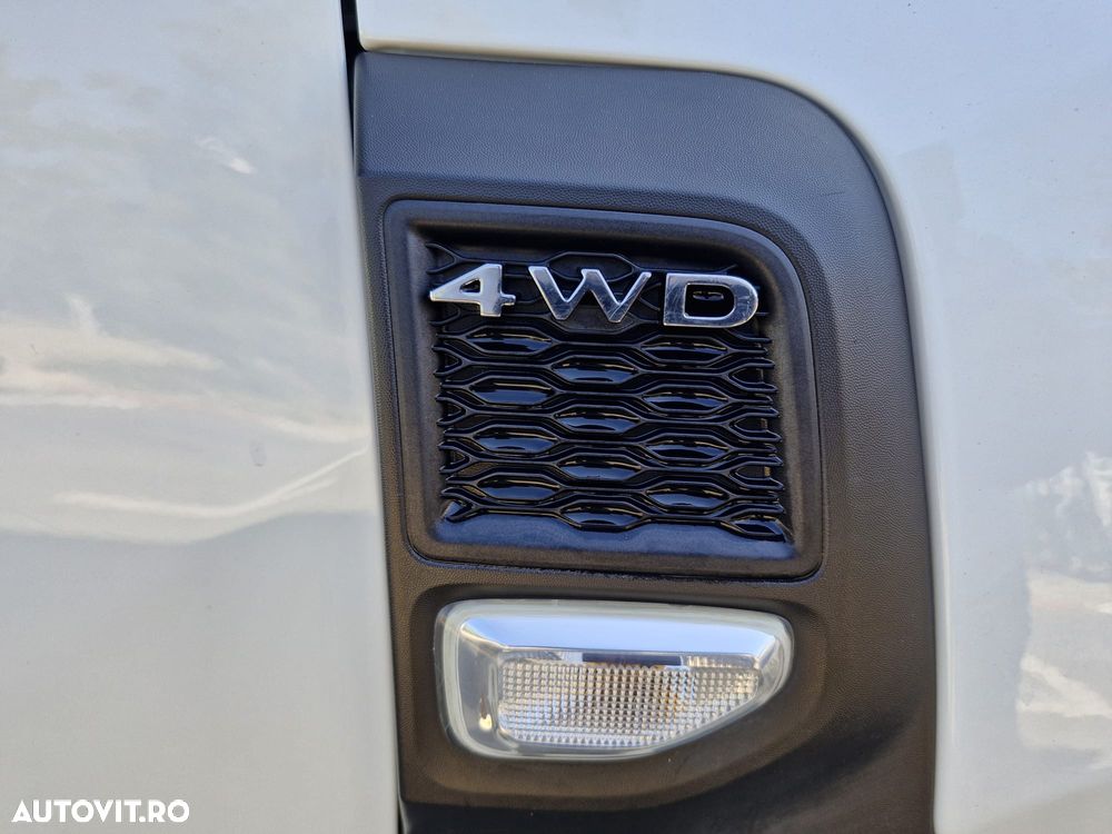 Dacia Duster 1.5 Blue dCi 4WD Essential - 13