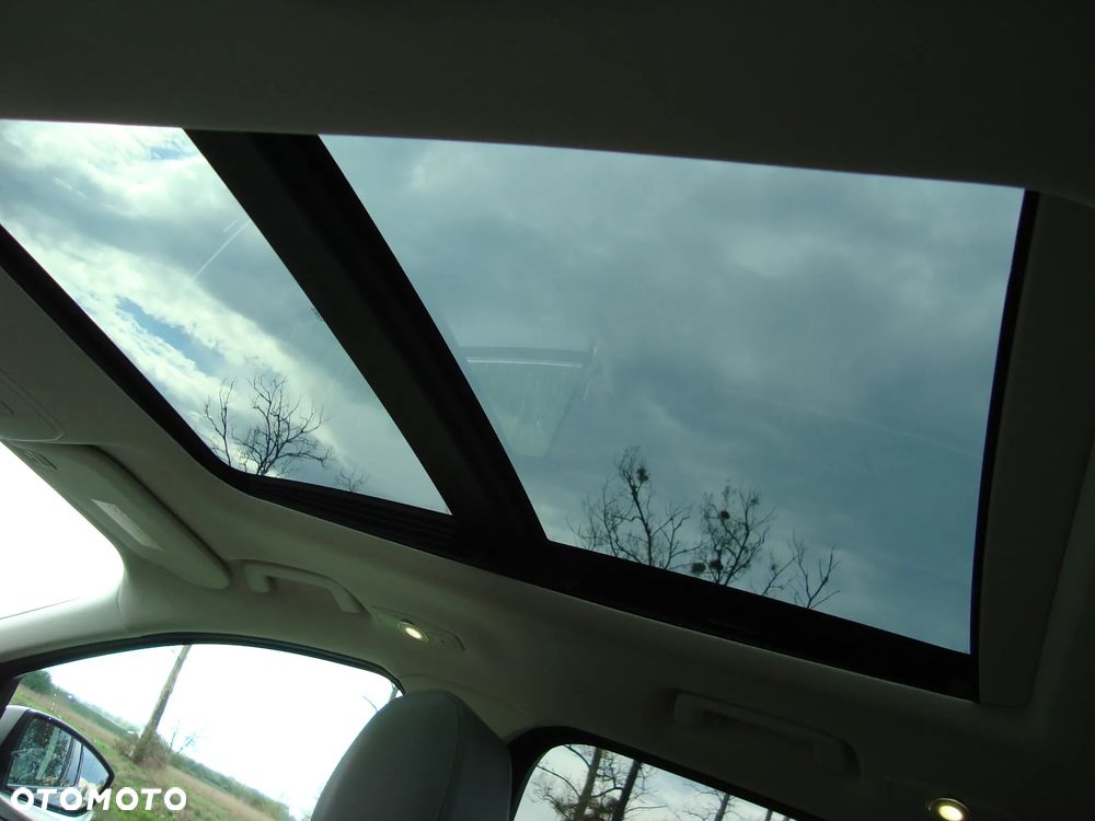 Ford Kuga - 14