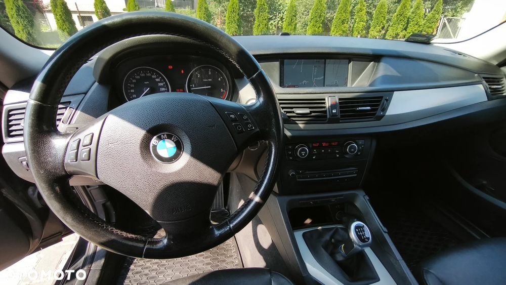 BMW X1 sDrive18d - 11