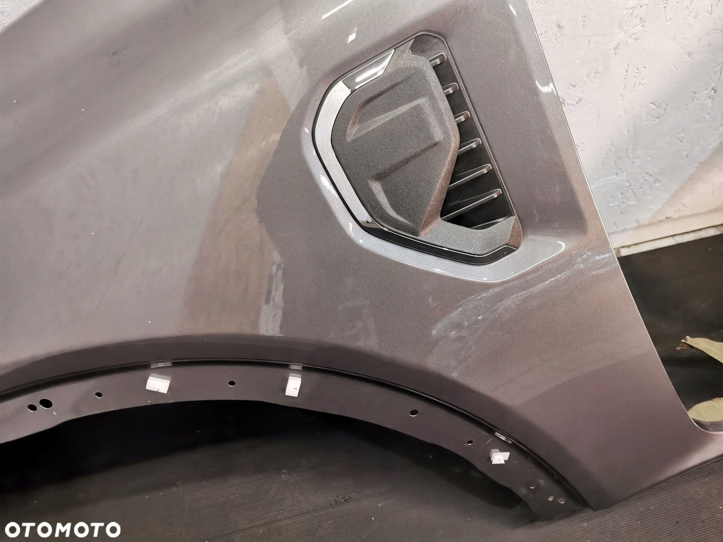 FORD RANGER 6 VI 22- BŁOTNIK PRZEDNI LEWY ORYGINALNY Carbonized Gray - 7