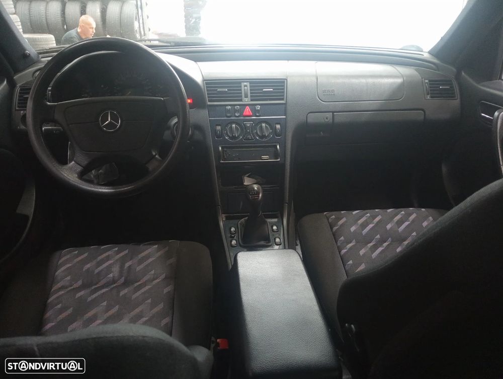 Mercedes-Benz C 220 - 5