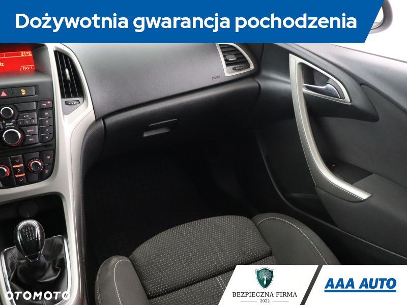Opel Astra - 10