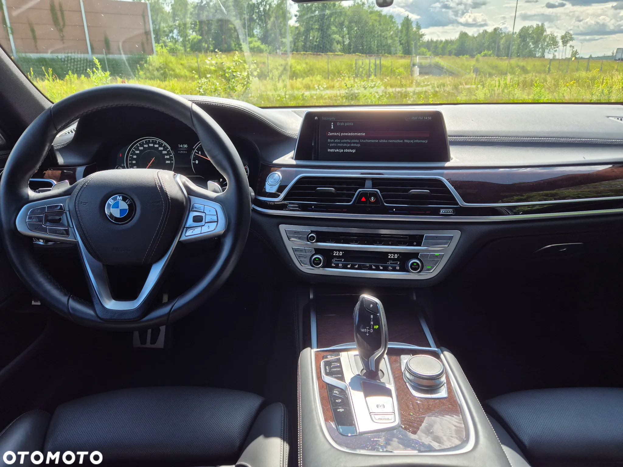 BMW Seria 7 750i - 11