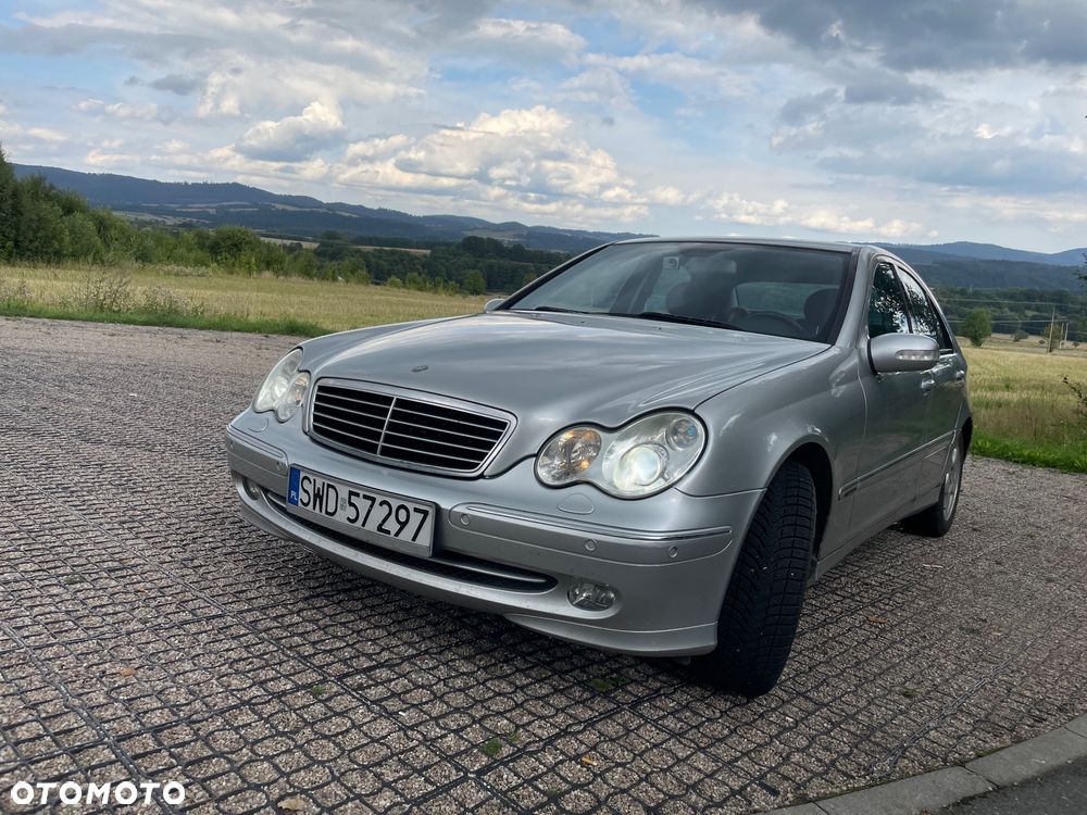 Mercedes-Benz Klasa C 180 Kompressor Avantgarde - 9