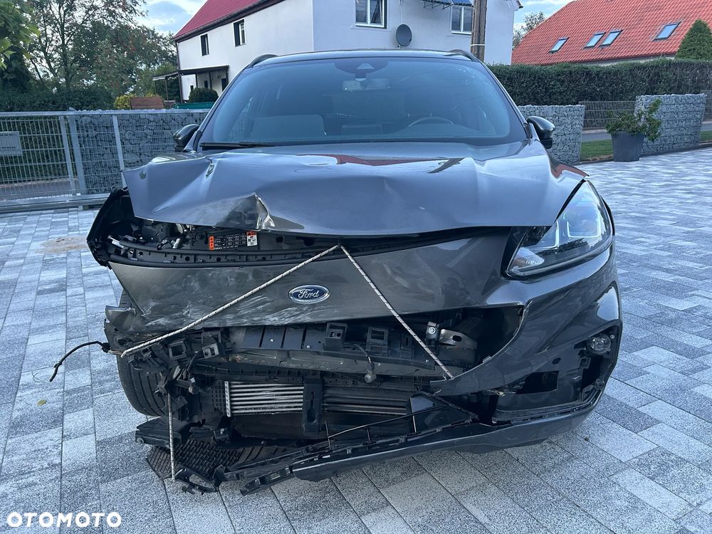 Ford Kuga 1.5 EcoBoost 2x4 ST-Line - 17