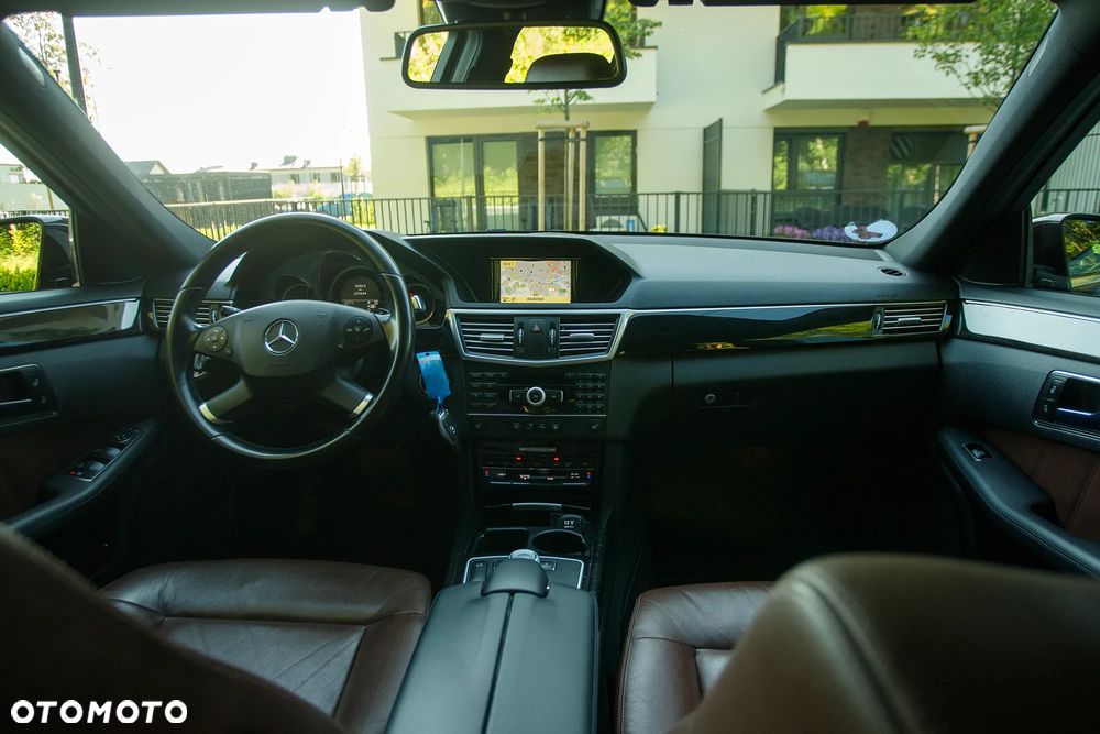 Mercedes-Benz Klasa E 350 CDI BlueEff Avantgarde - 6
