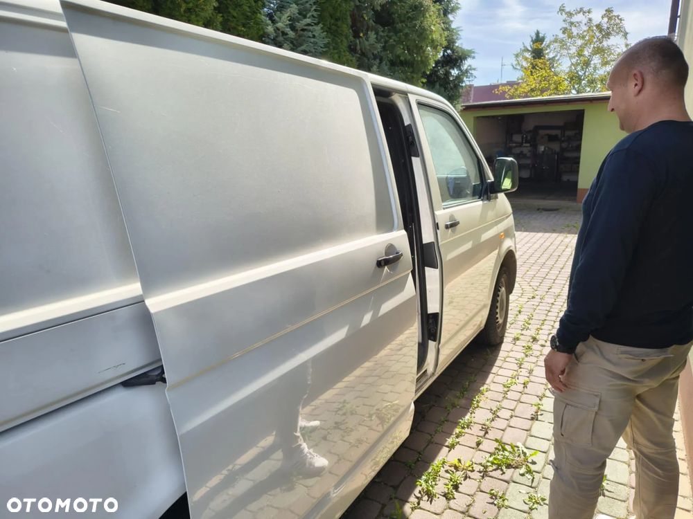 Volkswagen Transporter - 8