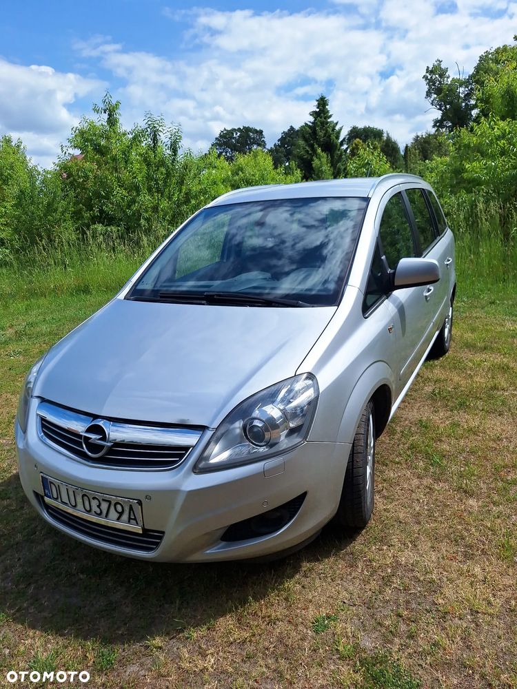 Opel Zafira 1.8 Cosmo EU5 - 2
