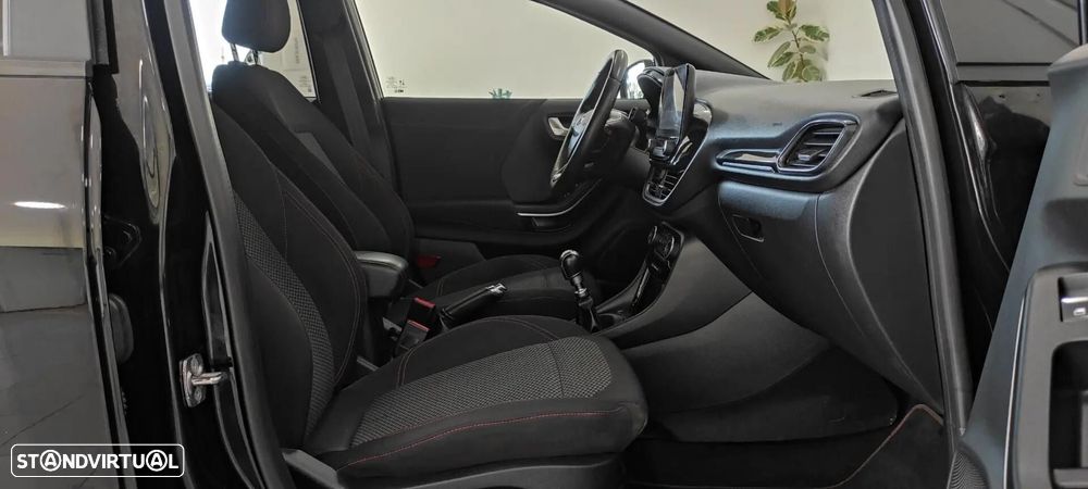 Ford Puma 1.0 EcoBoost MHEV ST-Line - 24