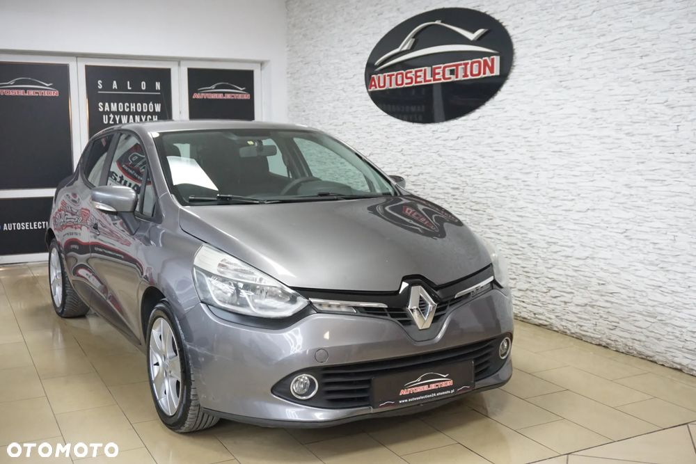 Renault Clio 1.2 16V 75 Expression - 10