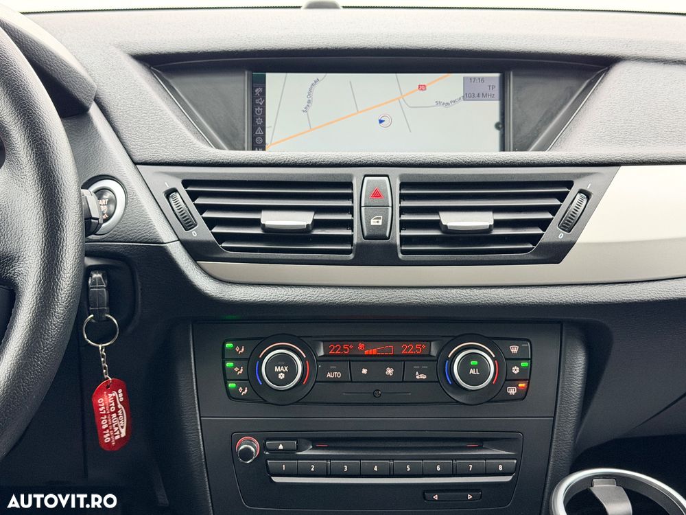 BMW X1 sDrive18d - 23