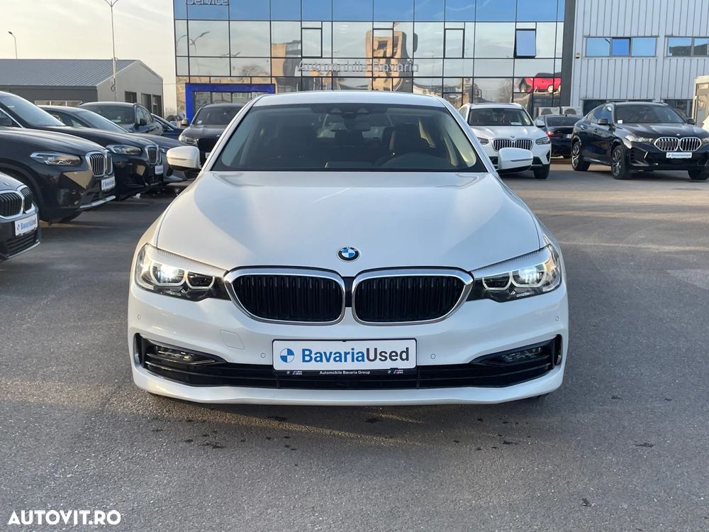 BMW Seria 5 520i AT - 2