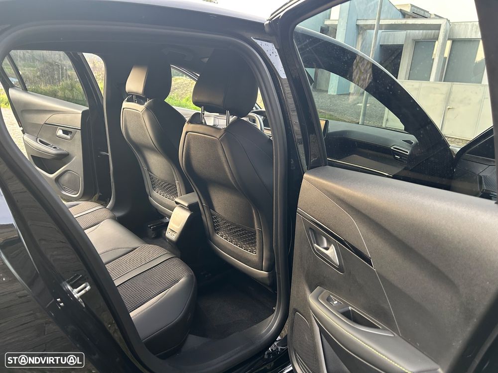 Peugeot e-208 50 kWh GT - 15