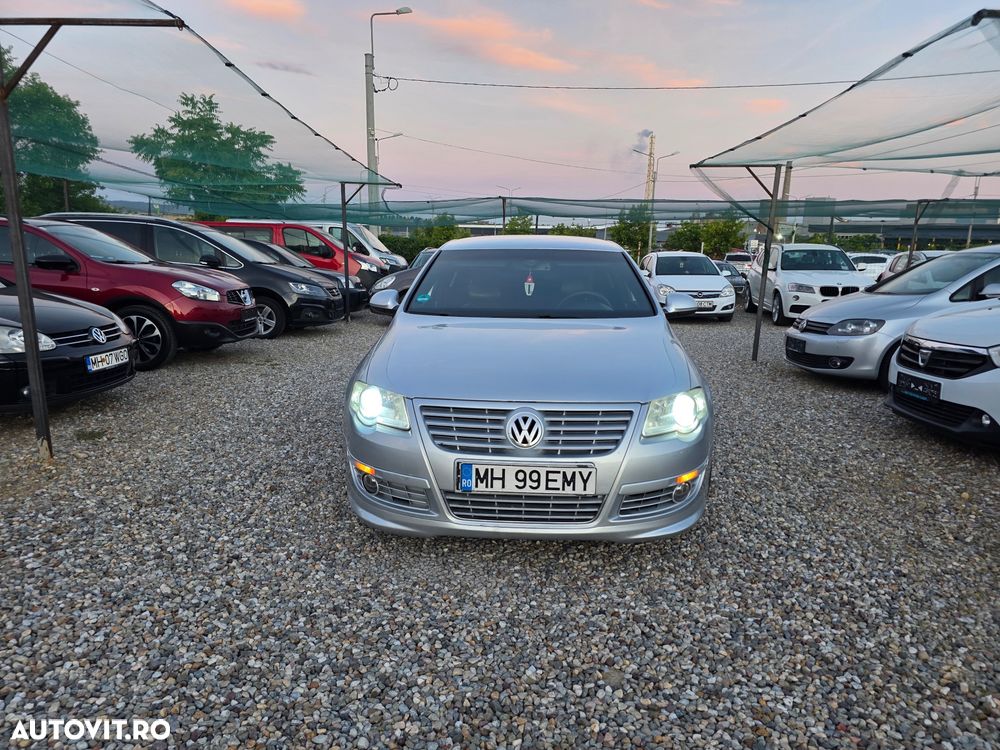Volkswagen Passat - 1