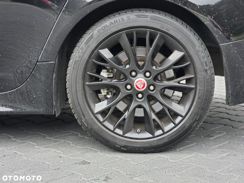 Jaguar XF 2.2 - 38