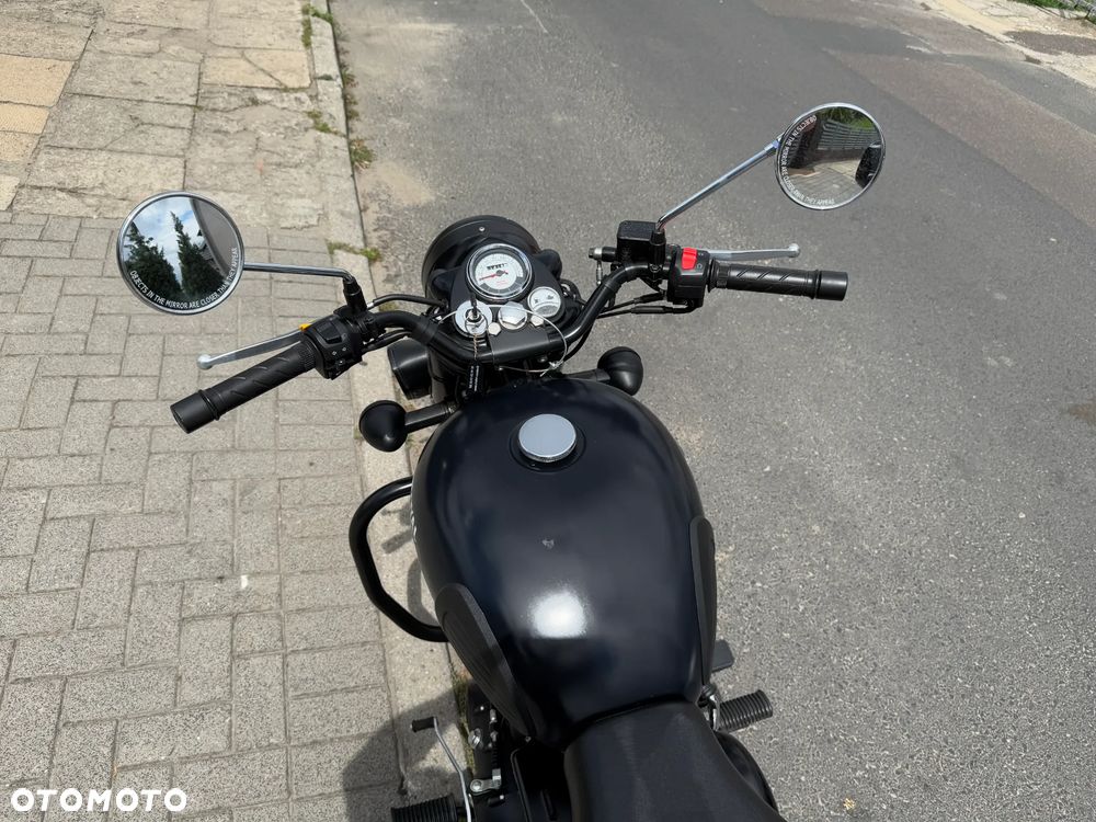Royal Enfield Bullet - 9