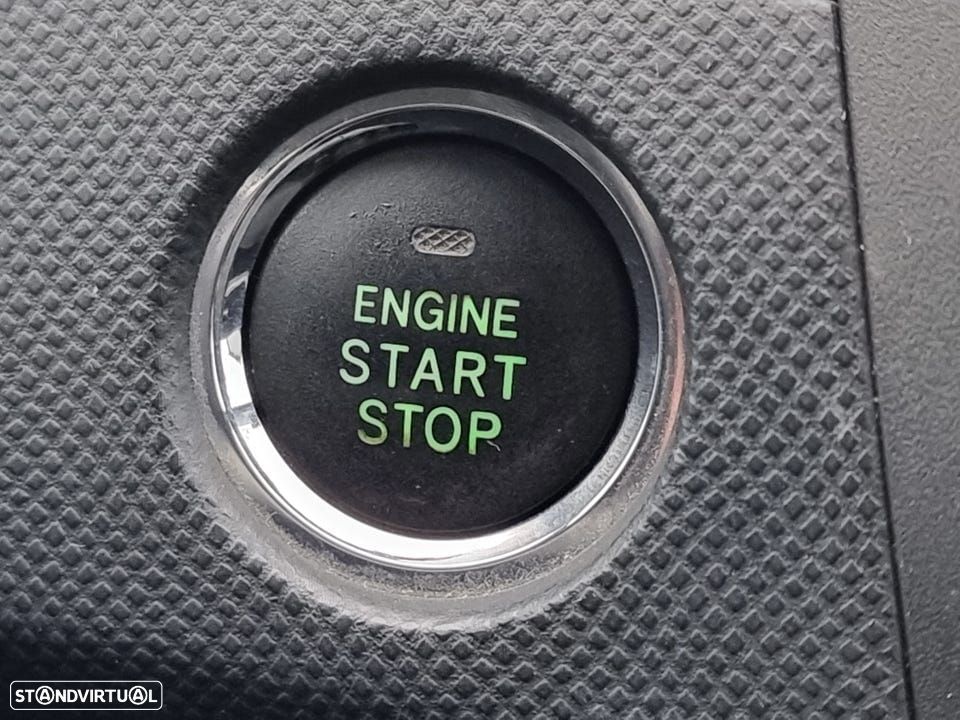 Toyota Yaris 1.3 Sol - 4