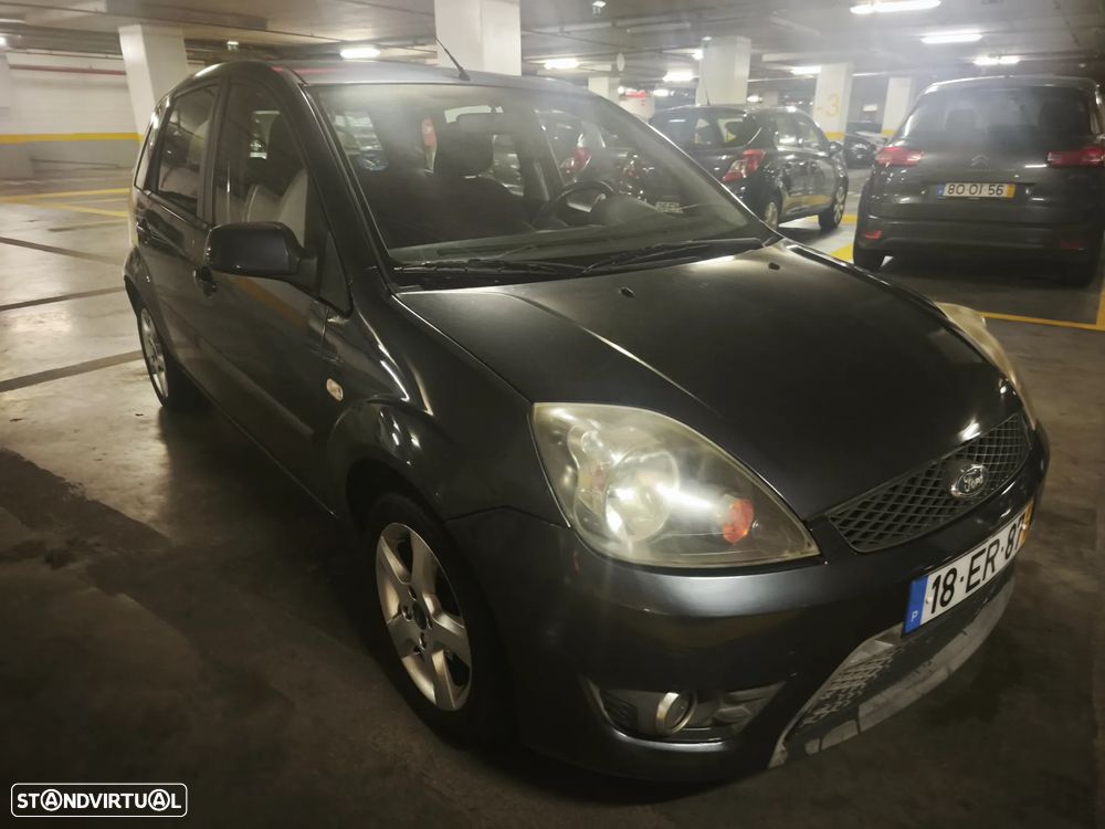 Ford Fiesta 1.25 Trend - 2