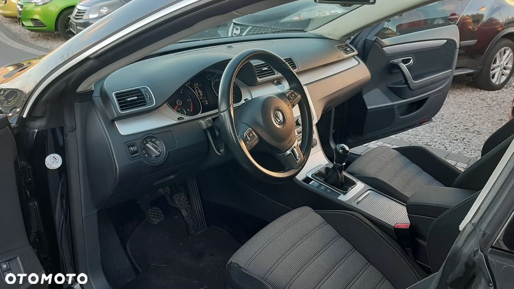 Volkswagen CC - 9
