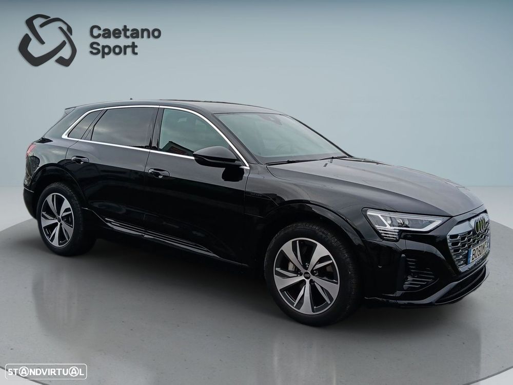 Audi Q8 e-Tron 50 quattro S line - 8