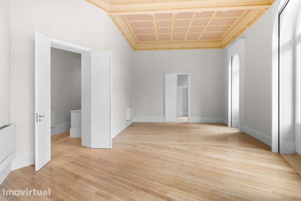 Apartamento T3 Duplex em Prédio de Requinte no Porto! - Grande imagem: 4/41