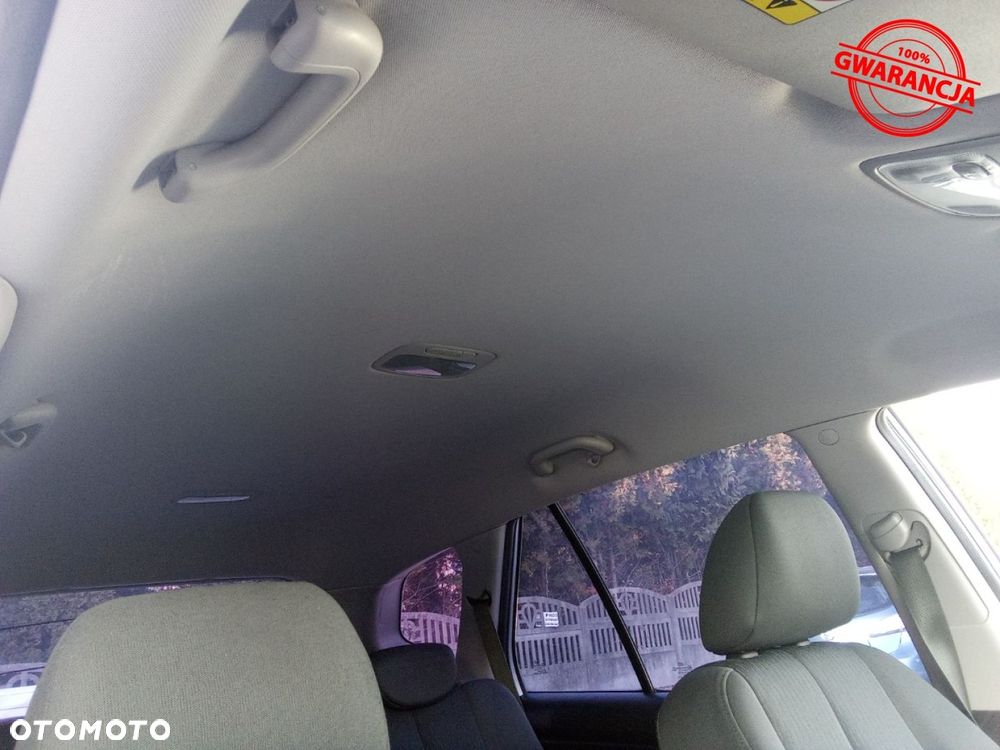 Kia Carens - 19